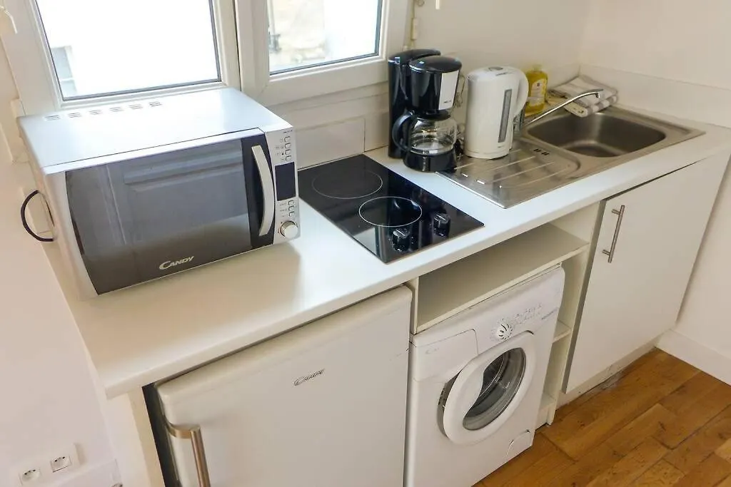 Chatelet Hyper Central Studio With Mezzanine Apartment Paris 0*,  France